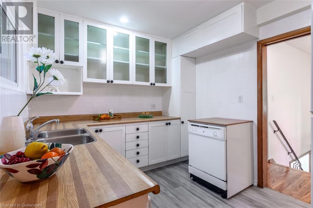 66 Purvis Drive, Hamilton, Ontario  L8S 2S4 - Photo 8 - 40653779