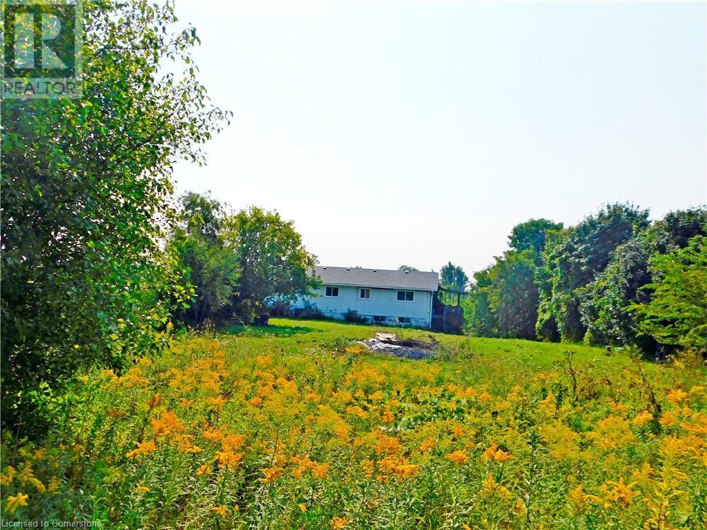 277 Rock Chapel Road Unit# C, Flamborough, Ontario L9H 5E2 - Photo 8 - XH4207092