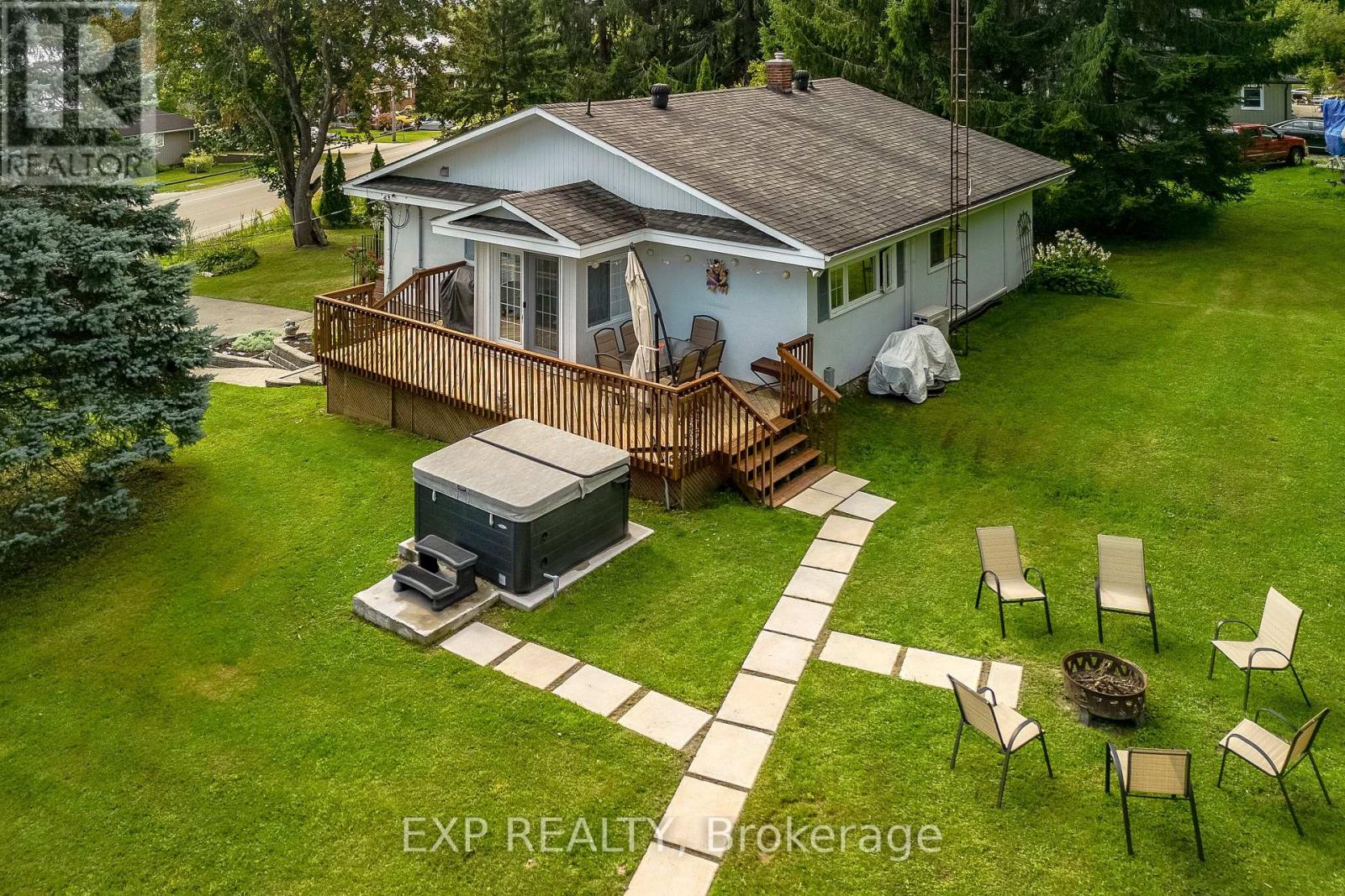 304 Champlain Road, Penetanguishene, Ontario  L9M 1S4 - Photo 39 - S9370981