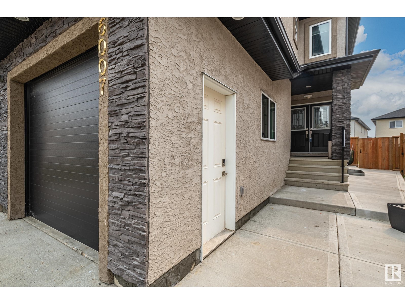 6007 171 Av Nw, Edmonton, Alberta  T5Y 3S6 - Photo 6 - E4408122