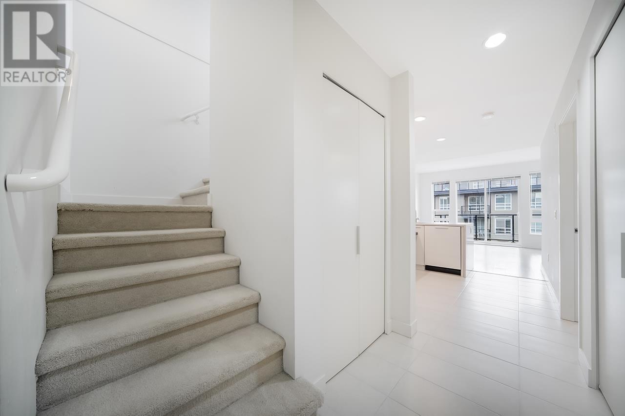 Listing Picture 11 of 17 : PH11 6033 GRAY AVENUE, Vancouver / 溫哥華 - 魯藝地產 Yvonne Lu Group - MLS Medallion Club Member