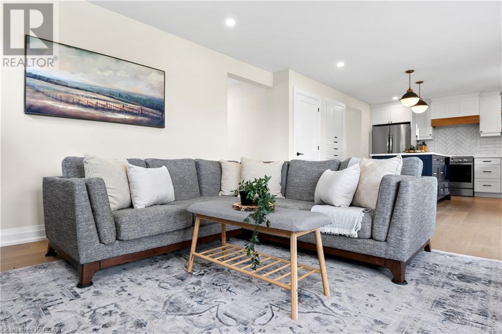 3933 County Rd 9, Napanee, Ontario  K7R 3K8 - Photo 15 - 40654433