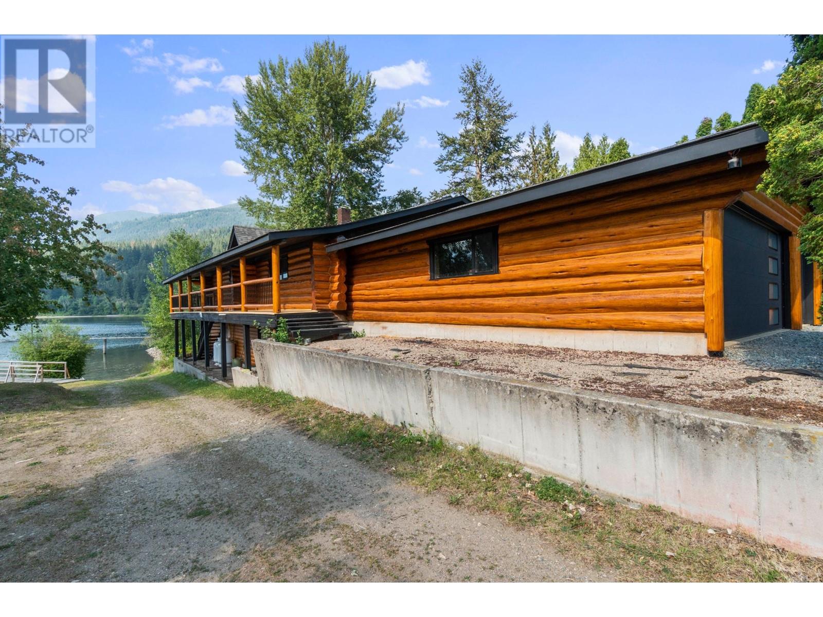 8758 Holding  Road Unit# 1, Adams Lake, British Columbia  V0E 1M0 - Photo 77 - 181149