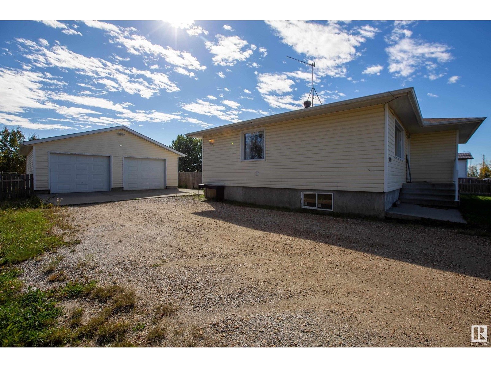 415 4 Street, Alcomdale, Alberta  T0G 0A0 - Photo 34 - E4408163