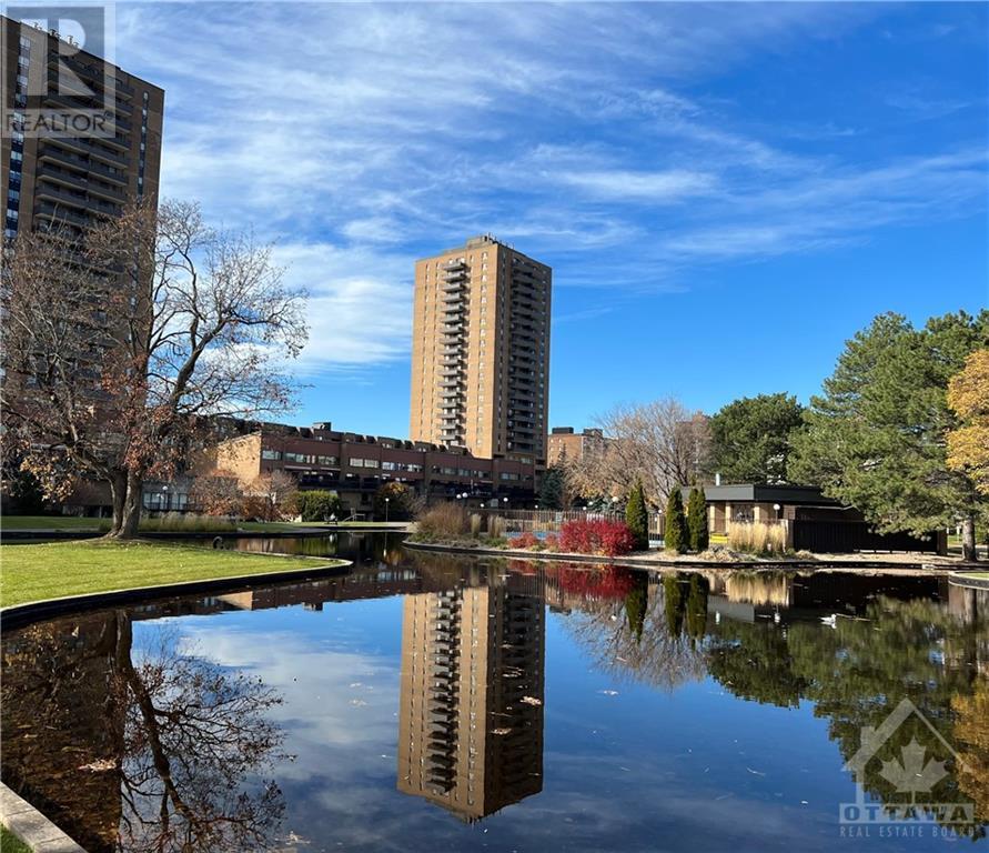 515 ST LAURENT BOULEVARD UNIT#1909 Ottawa