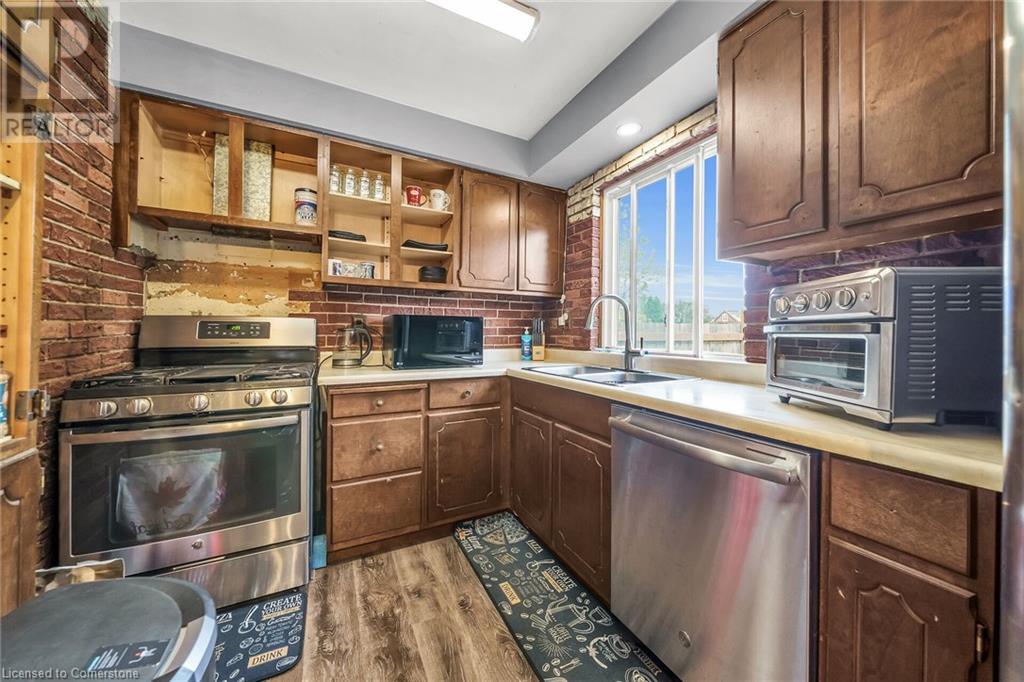 50 Golden Orchard Drive, Hamilton, Ontario L9C 6J5 - Photo 5 - 40654235