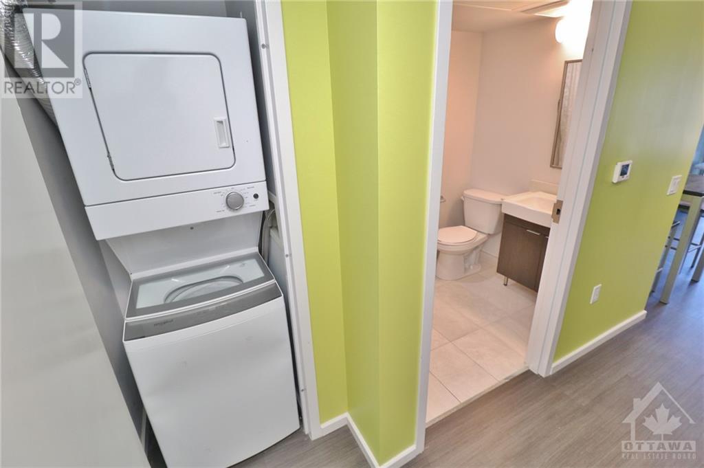 105 CHAMPAGNE AVENUE S UNIT#1217 Ottawa