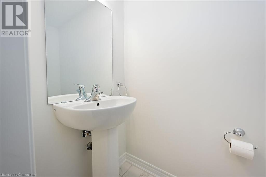 31 Radison Lane, Hamilton, Ontario L8H 0B5 - Photo 25 - 40654494