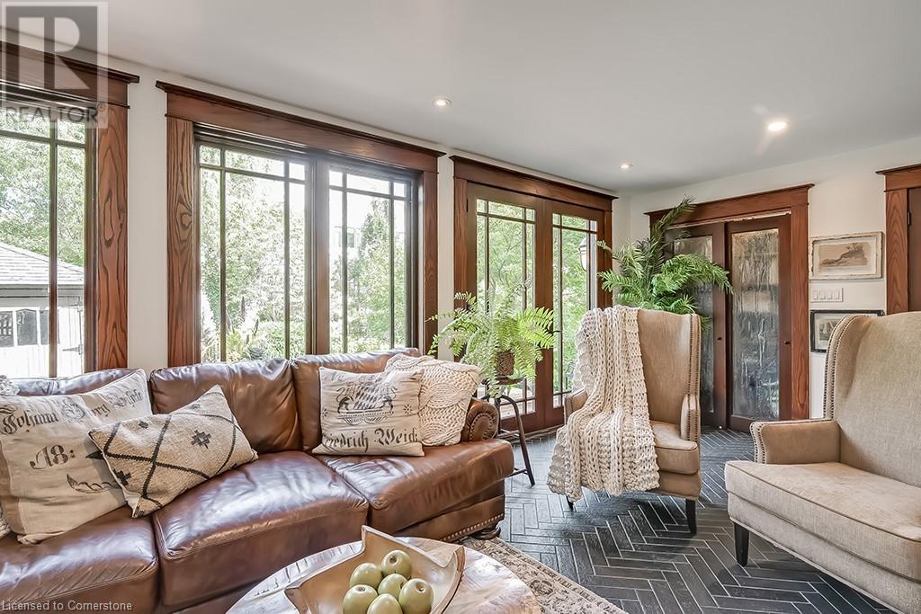 389 Torrance Street, Burlington, Ontario  L7R 2R7 - Photo 14 - 40654404