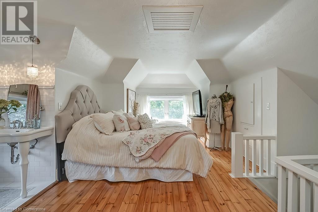 389 Torrance Street, Burlington, Ontario  L7R 2R7 - Photo 25 - 40654404