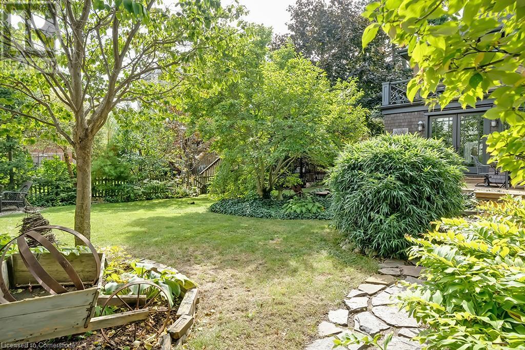 389 Torrance Street, Burlington, Ontario  L7R 2R7 - Photo 29 - 40654404