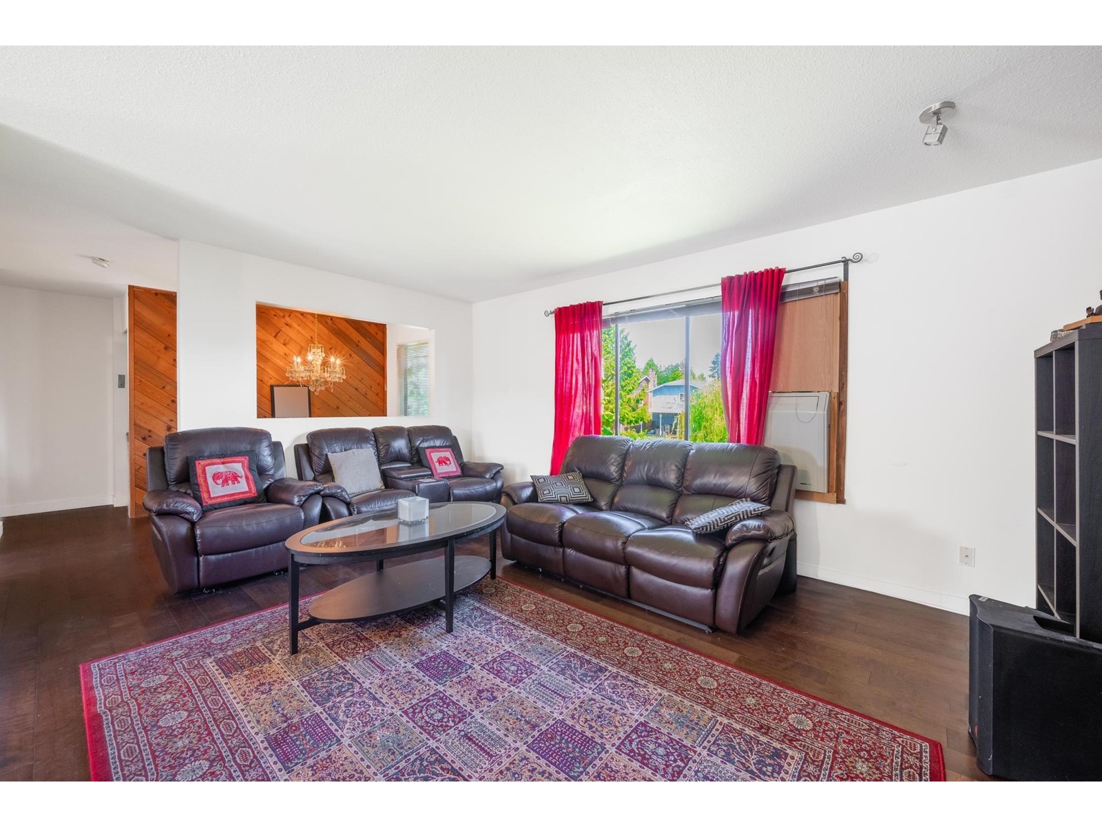 Property at 15097 95 AVENUE image 5