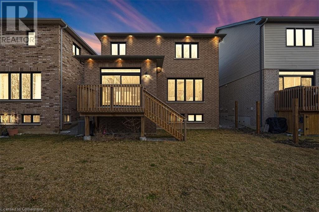 157 Cactus Crescent
