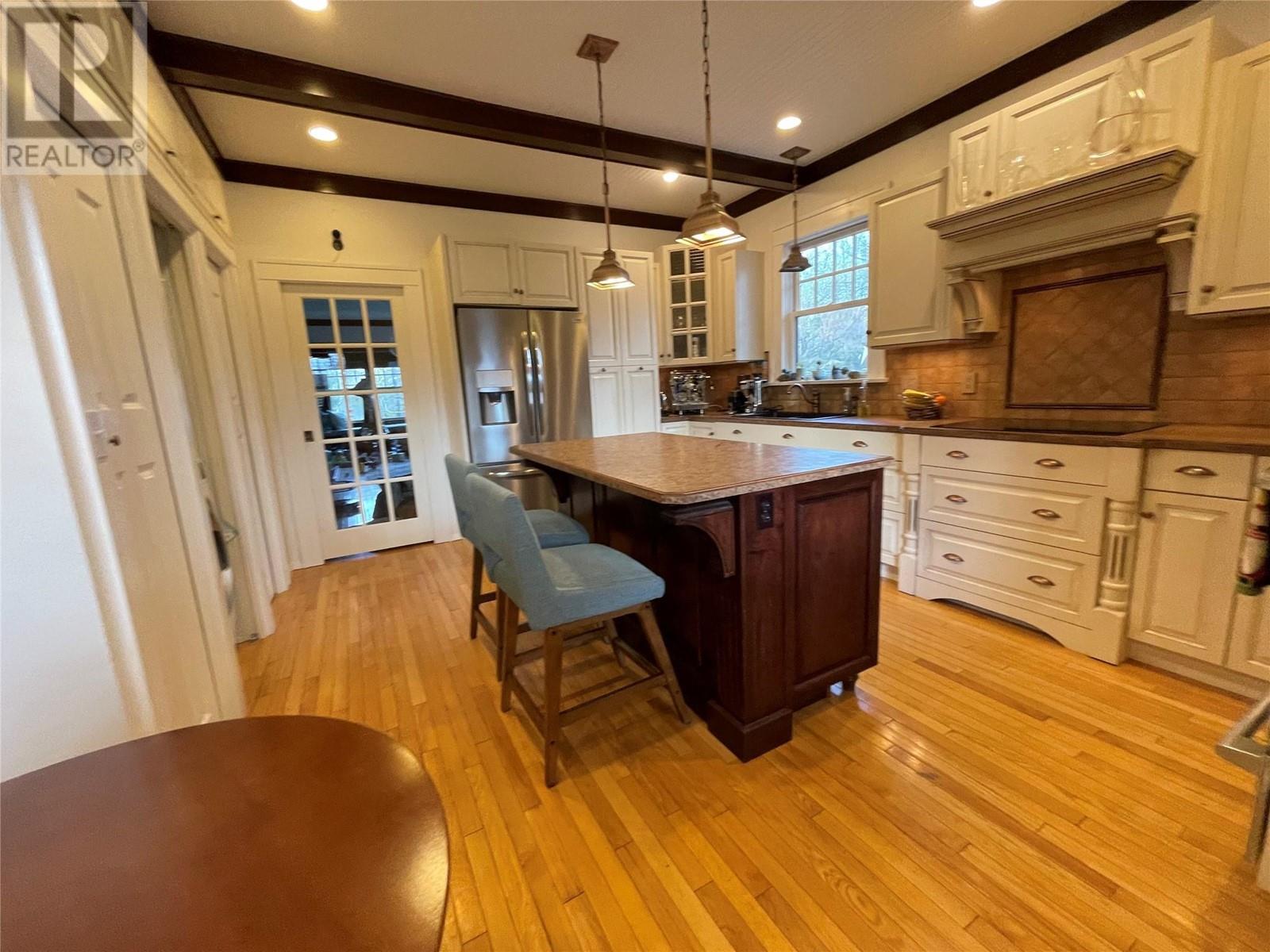 Property at 1912 Abbott Street image 5