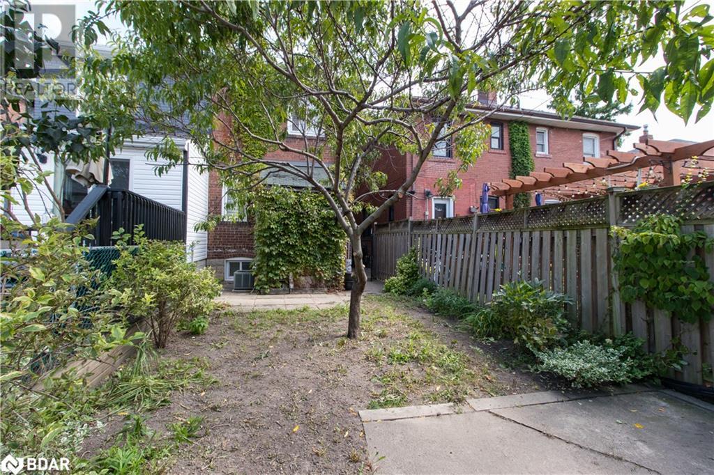 290 Arlington Avenue, Toronto, Ontario  M6C 2Z7 - Photo 29 - 40654430