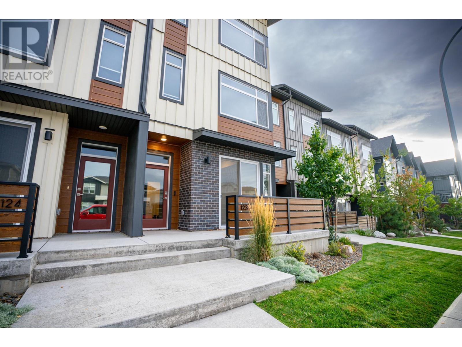 123-1901 QU'APPELLE BLVD, kamloops, British Columbia