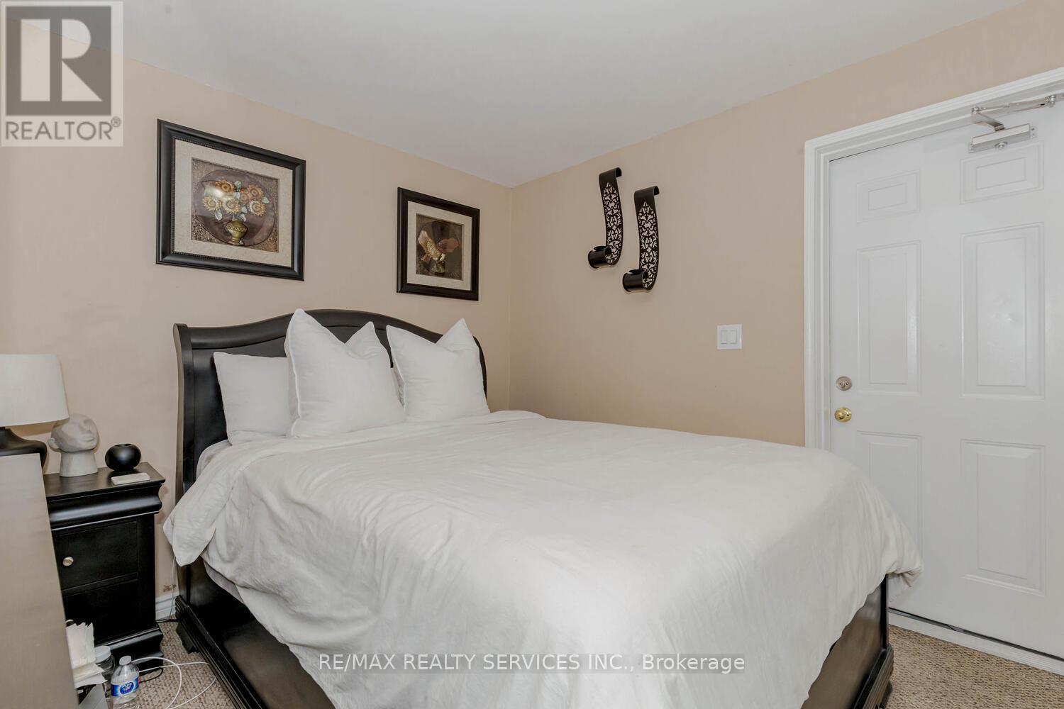 32 Pennyroyal Crescent, Brampton, Ontario  L6S 6J7 - Photo 22 - W9371852