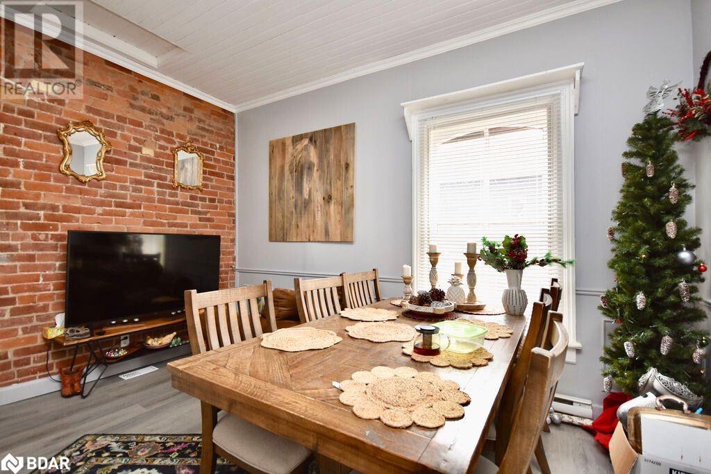 102 Peel Street, Barrie, Ontario  L4M 3L4 - Photo 11 - 40654513