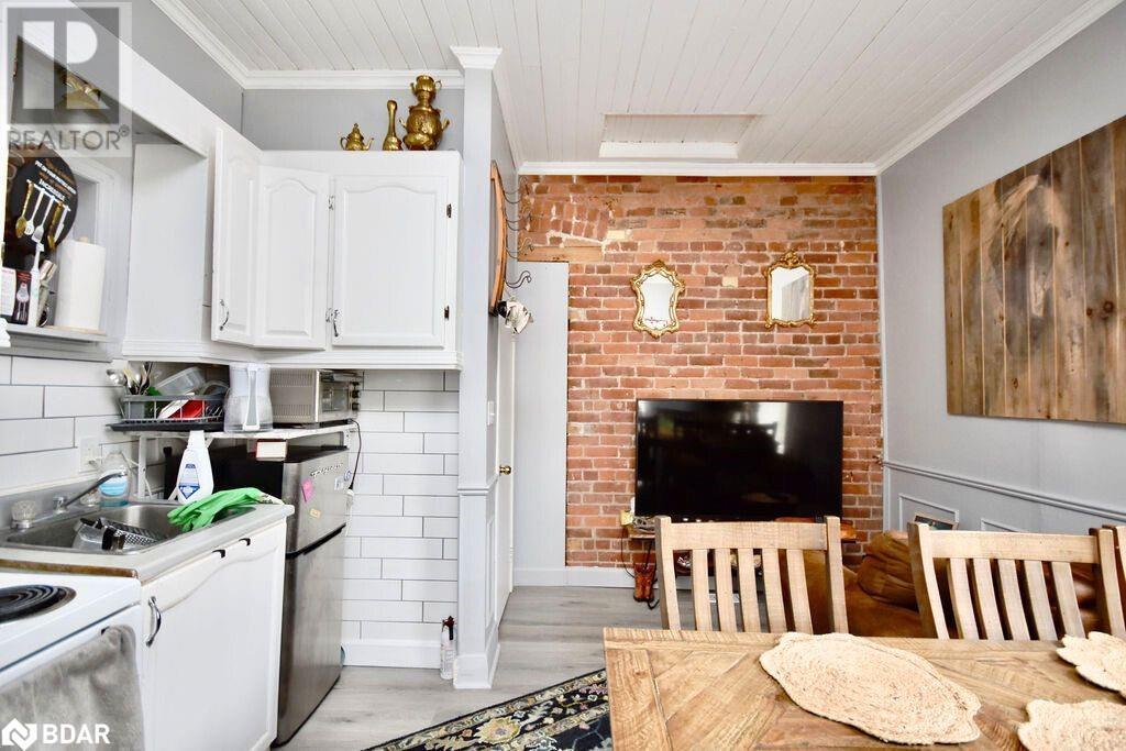 102 Peel Street, Barrie, Ontario  L4M 3L4 - Photo 15 - 40654513