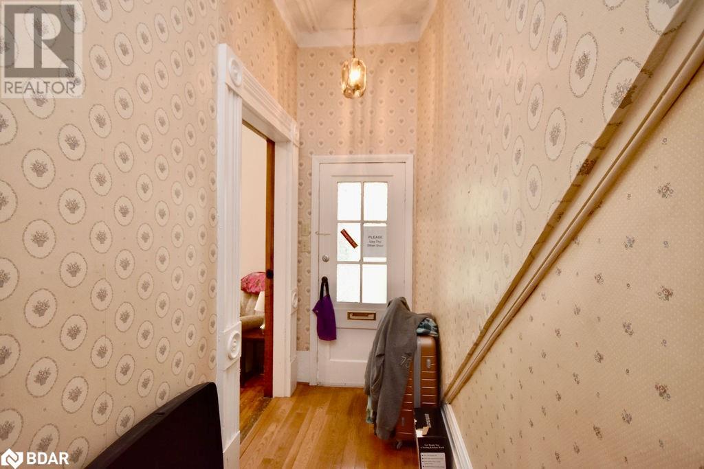 102 Peel Street, Barrie, Ontario  L4M 3L4 - Photo 19 - 40654513