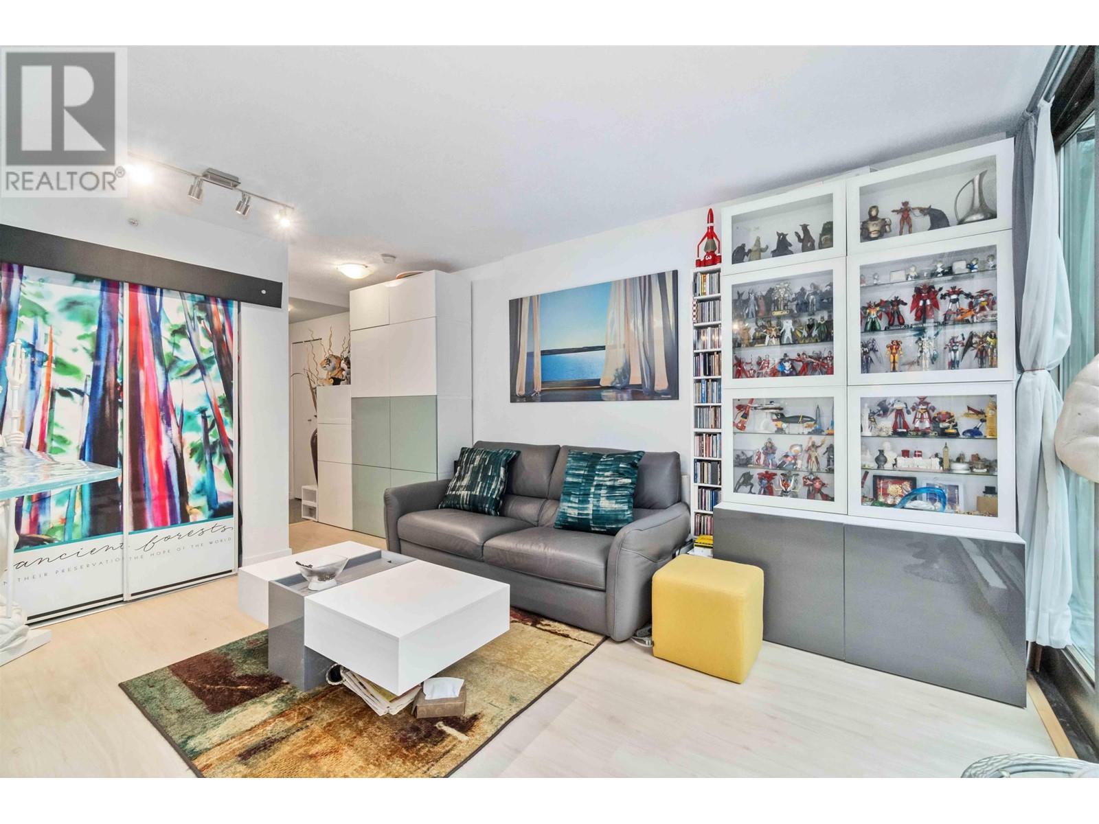 Listing Picture 4 of 23 : 308 1331 ALBERNI STREET, Vancouver / 溫哥華 - 魯藝地產 Yvonne Lu Group - MLS Medallion Club Member