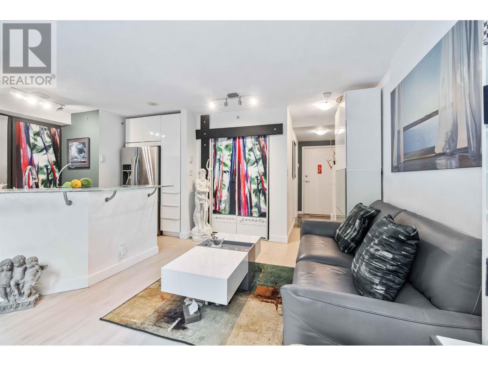 Listing Picture 5 of 23 : 308 1331 ALBERNI STREET, Vancouver / 溫哥華 - 魯藝地產 Yvonne Lu Group - MLS Medallion Club Member