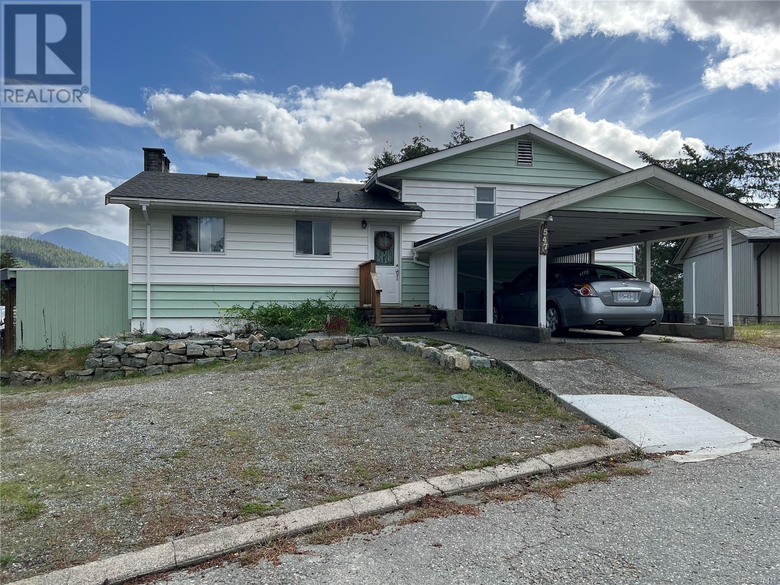 547 Mallard Way, Gold River, British Columbia  V0P 1G0 - Photo 1 - 976416