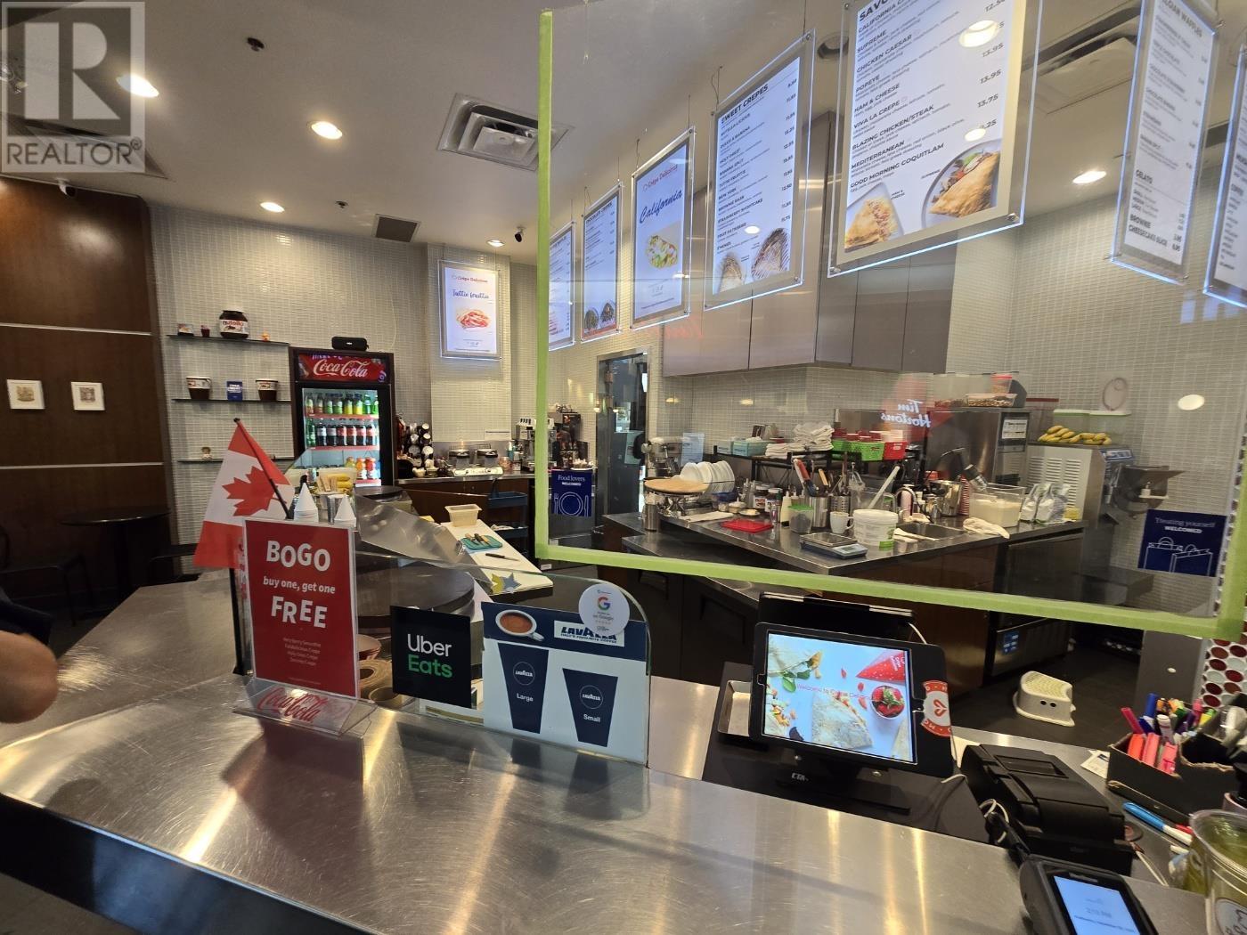 1205 2929 Barnet Highway, Coquitlam, British Columbia V3B 5R5 - Photo 1 - C8063289