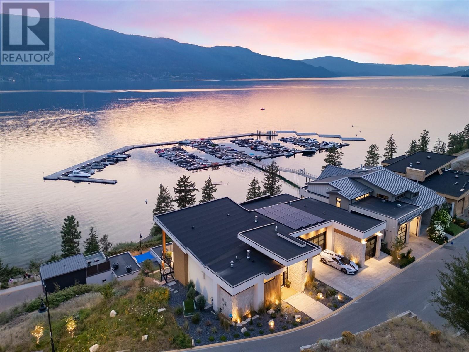 3442 Arrowroot Drive Kelowna