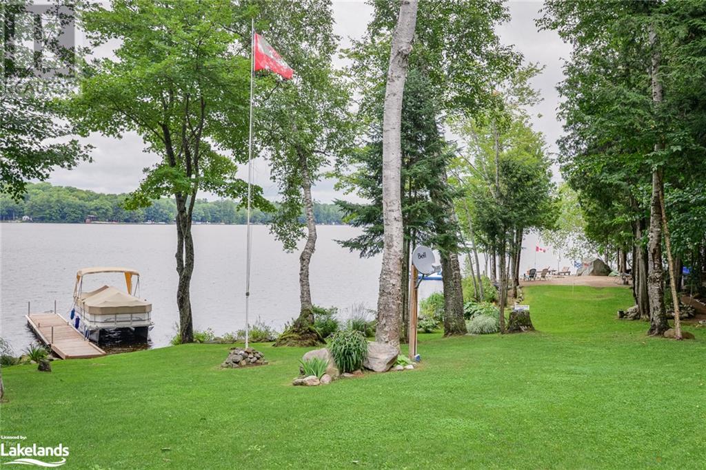 1111 Merrick Drive, Bracebridge, Ontario  P1L 1X1 - Photo 2 - 40653434