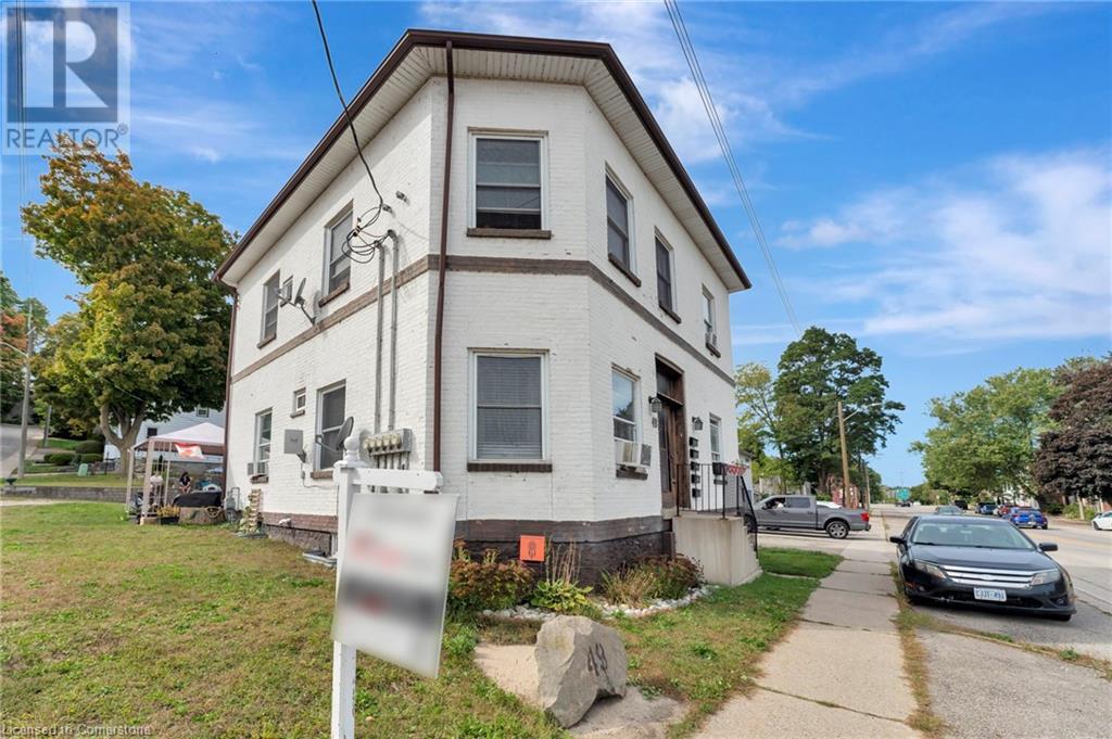 49 DUMFRIES Street, paris, Ontario
