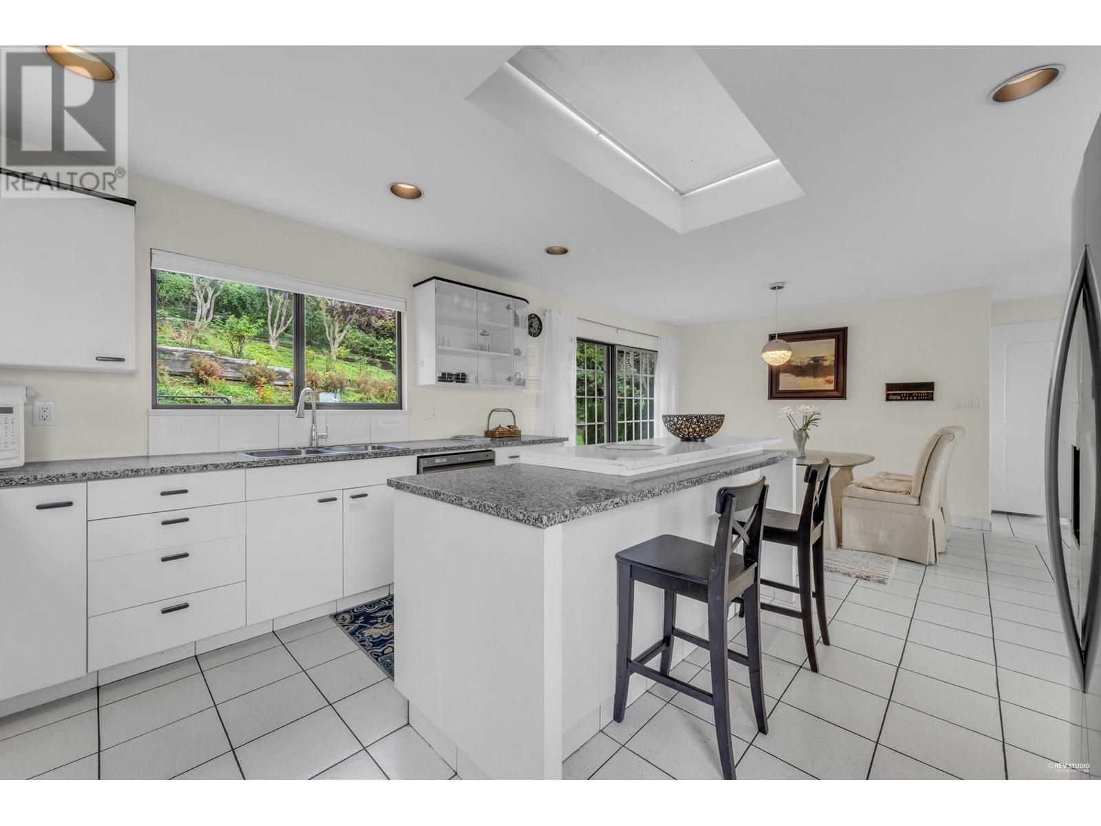 1407 Chippendale Road, West Vancouver, British Columbia  V7S 2N7 - Photo 23 - R2930703