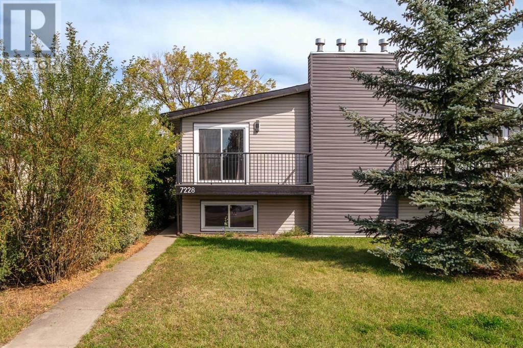 7228 & 7230 Ogden Road Se, Calgary, Alberta  T2C 1B6 - Photo 2 - A2167066