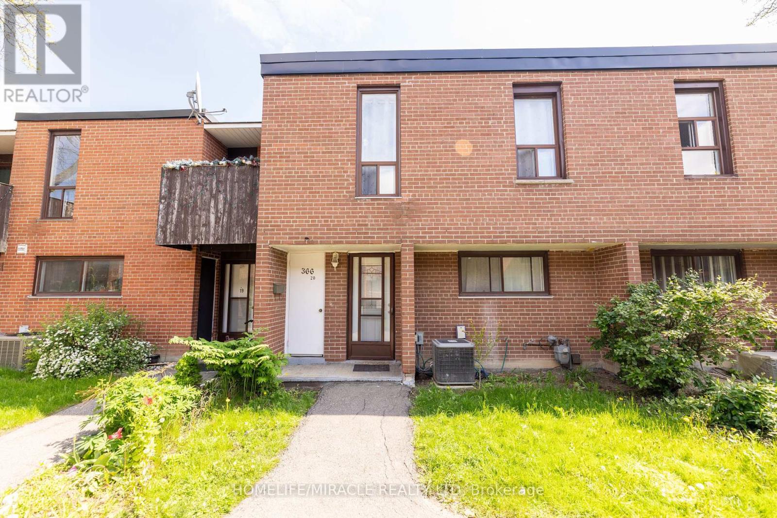 20 - 366 Driftwood Avenue, Toronto, Ontario  M3N 2P5 - Photo 1 - W9372569