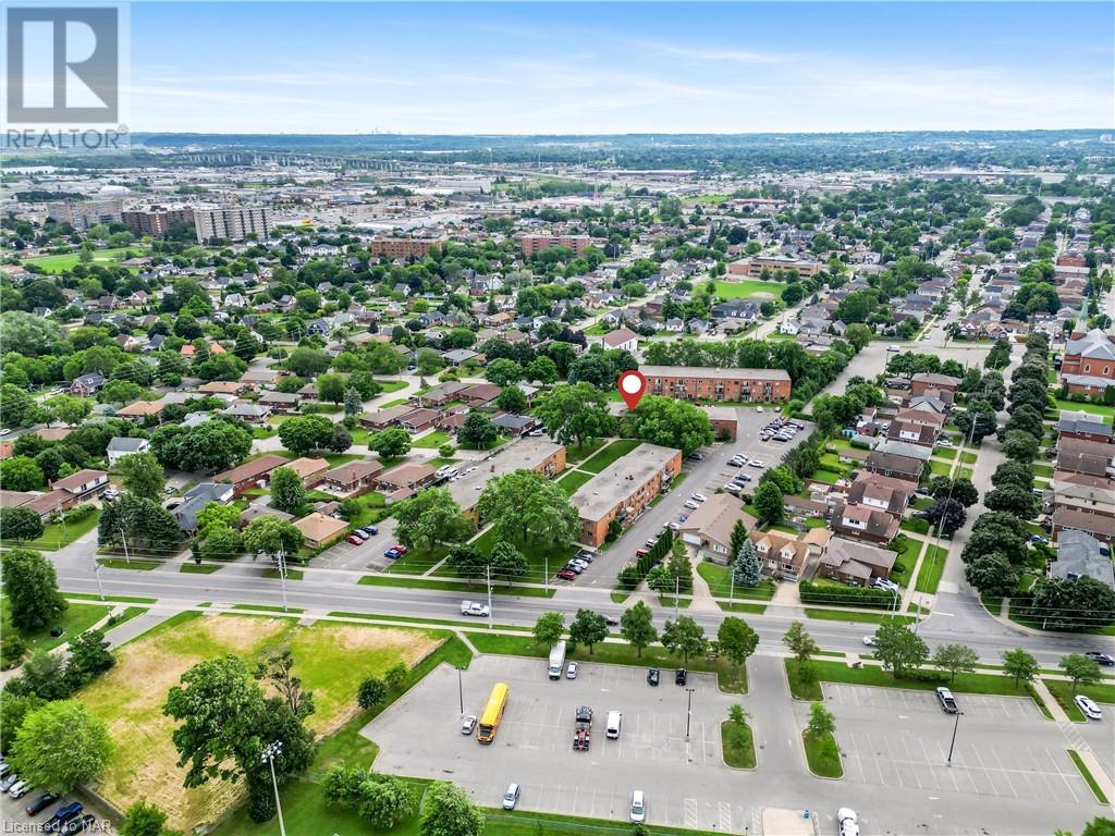 452 Carlton Street Unit# 4, St. Catharines, Ontario  L2M 4X1 - Photo 23 - 40654777