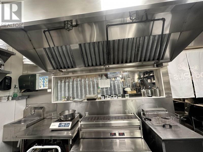 Property at 1 1725 ROBSON image