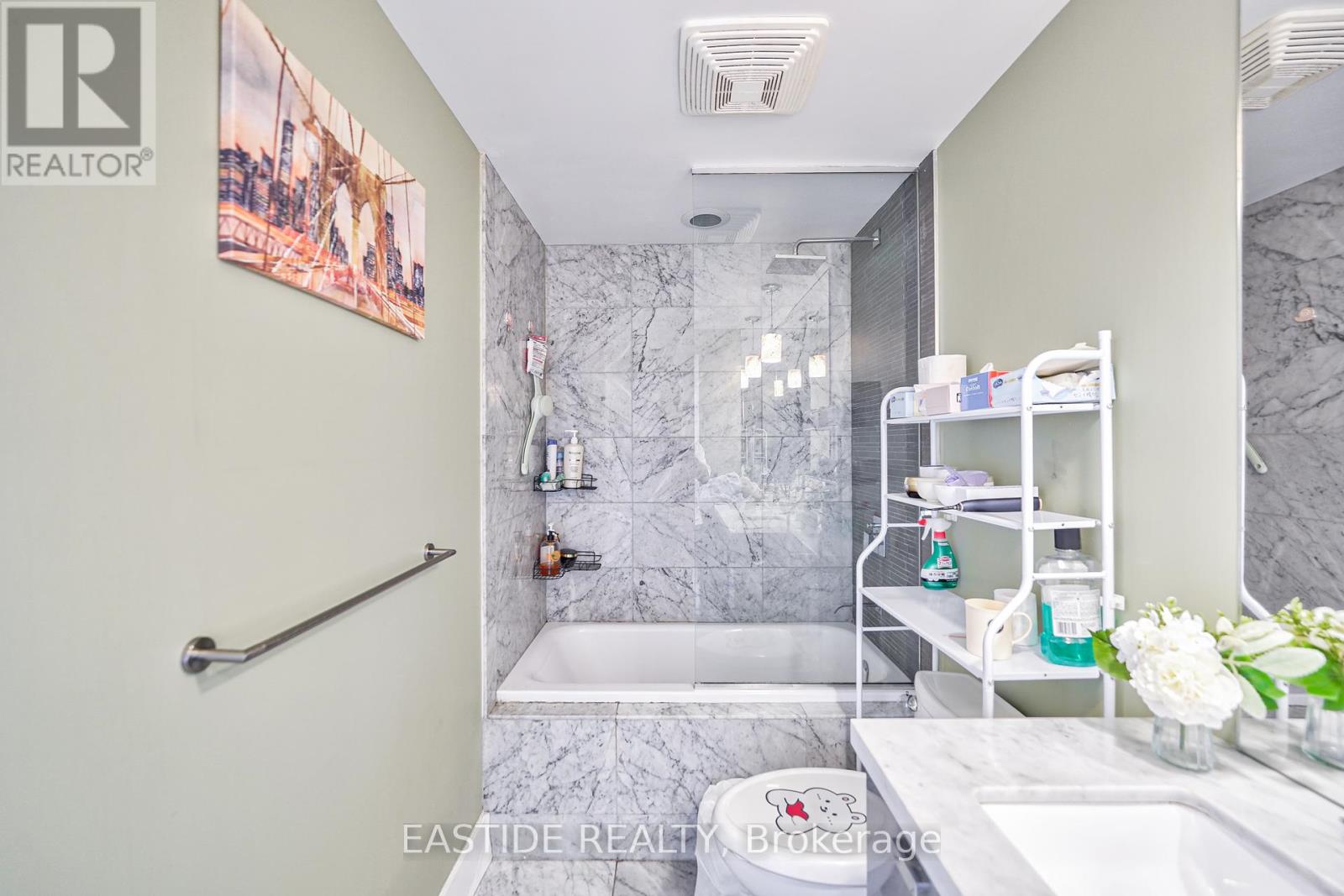 302 - 32 Davenport Road, Toronto, Ontario  M5R 0B5 - Photo 16 - C9372708