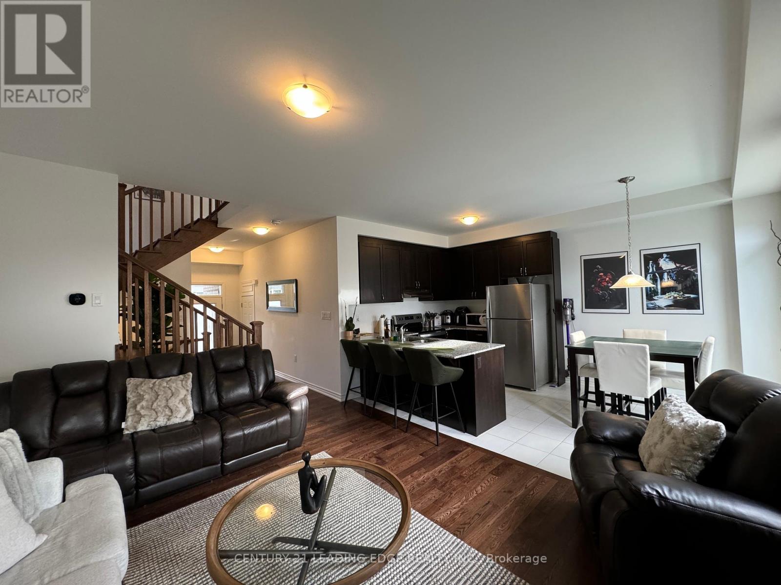 2802 Foxden Square, Pickering, Ontario  L0B 1J0 - Photo 7 - E9371699