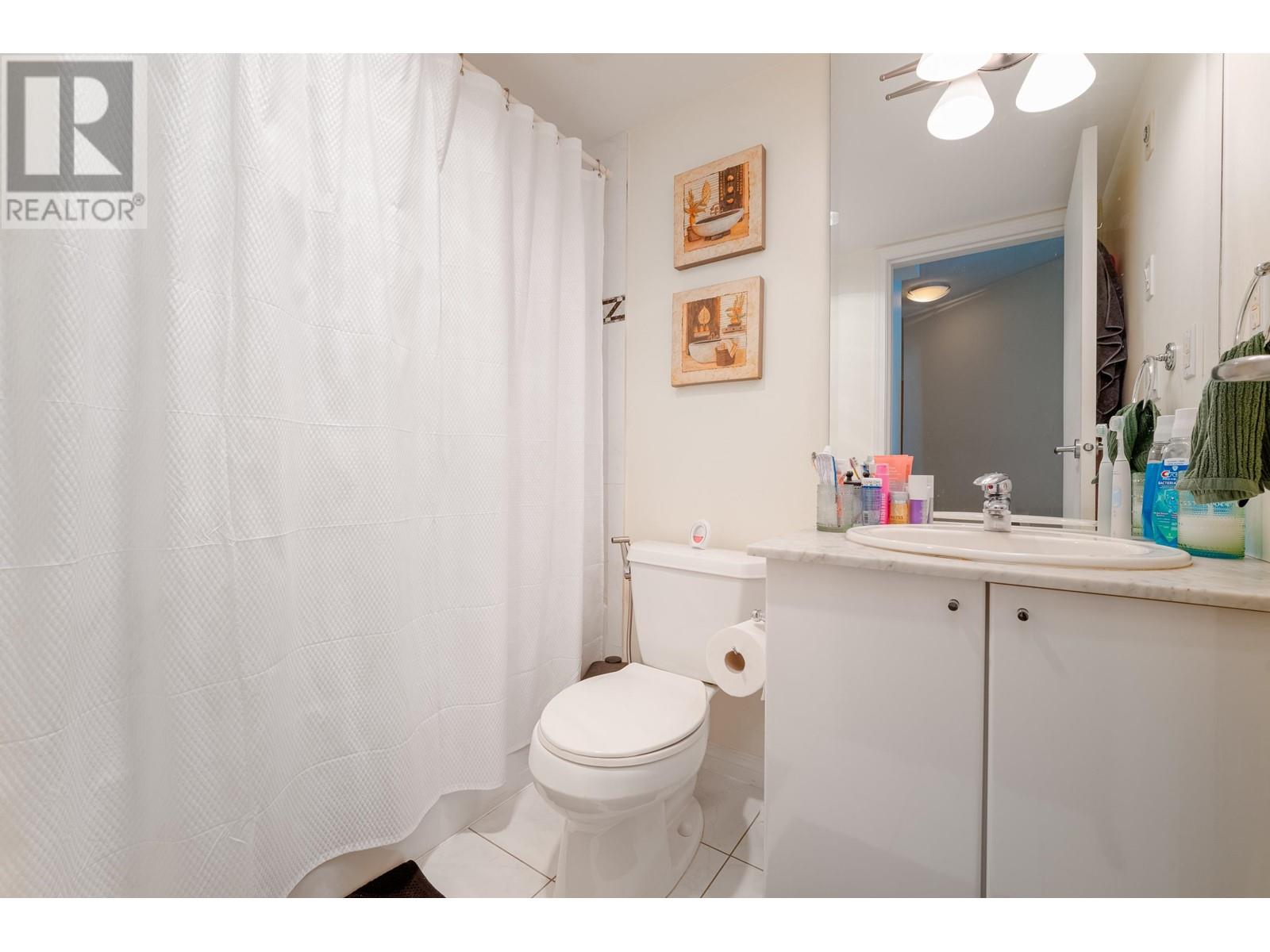 1902 1328 W Pender Street, Vancouver, British Columbia  V6E 4T1 - Photo 13 - R2914000