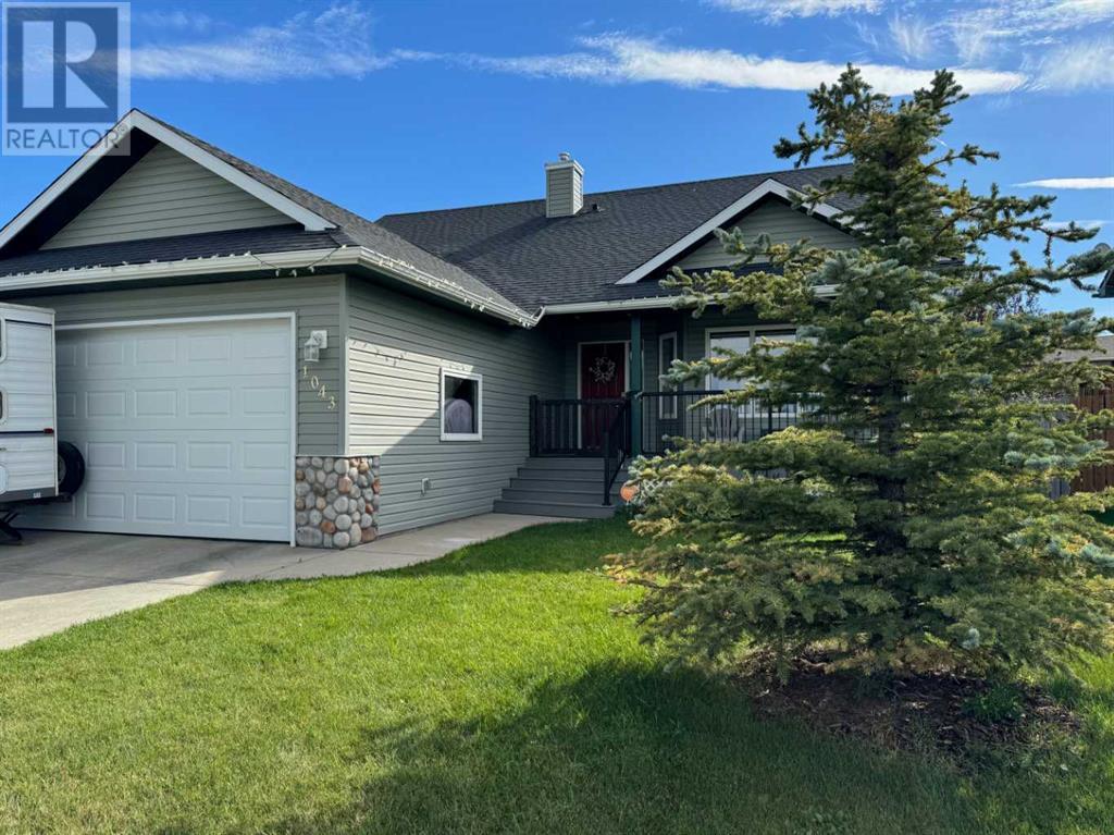 1043 Carriage Lane Drive, Carstairs, Alberta