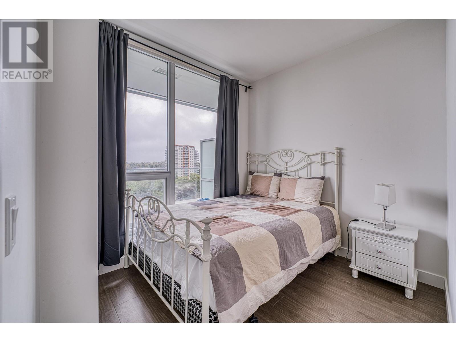 Listing Picture 14 of 21 : 1013 8133 COOK ROAD, Richmond / 烈治文 - 魯藝地產 Yvonne Lu Group - MLS Medallion Club Member