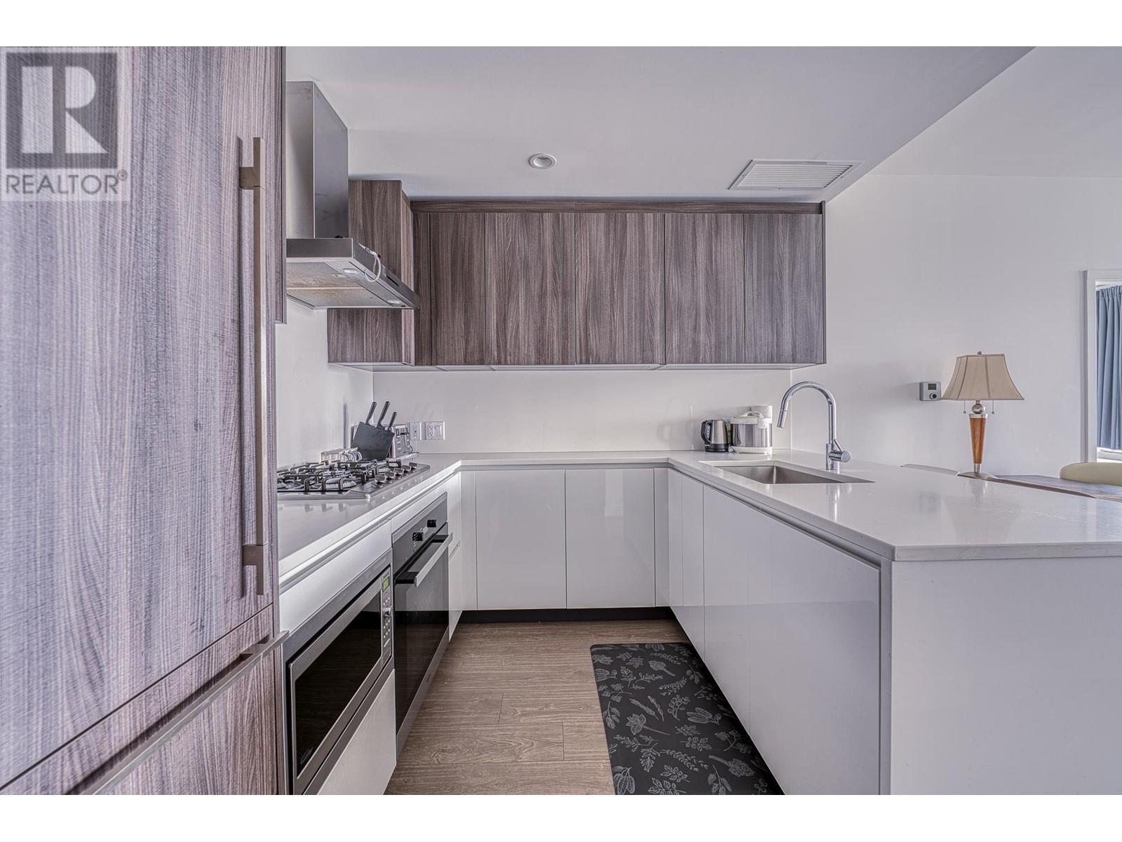 Listing Picture 5 of 21 : 1013 8133 COOK ROAD, Richmond / 烈治文 - 魯藝地產 Yvonne Lu Group - MLS Medallion Club Member