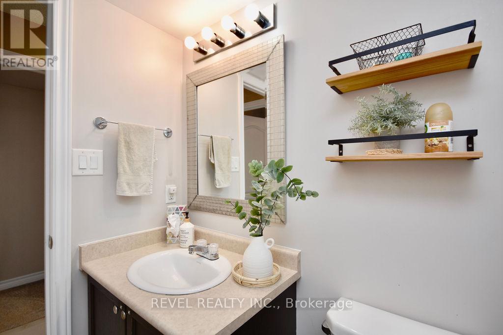 11 - 53 Ferndale Drive S, Barrie (Ardagh), Ontario  L4N 5W9 - Photo 15 - S9373090