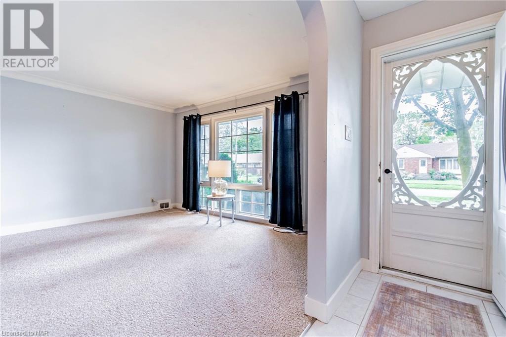 7016 Garden Street, Niagara Falls, Ontario  L2G 1H7 - Photo 4 - 40653443