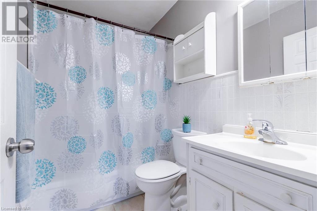 7016 Garden Street, Niagara Falls, Ontario  L2G 1H7 - Photo 17 - 40653443