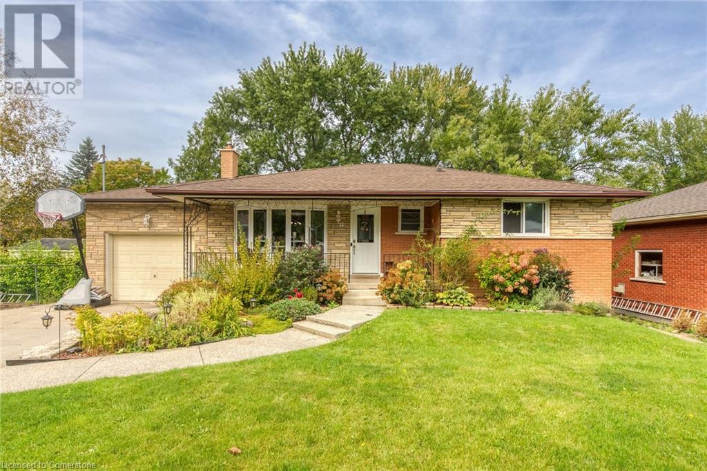 12 MCNAB Place, caledonia, Ontario