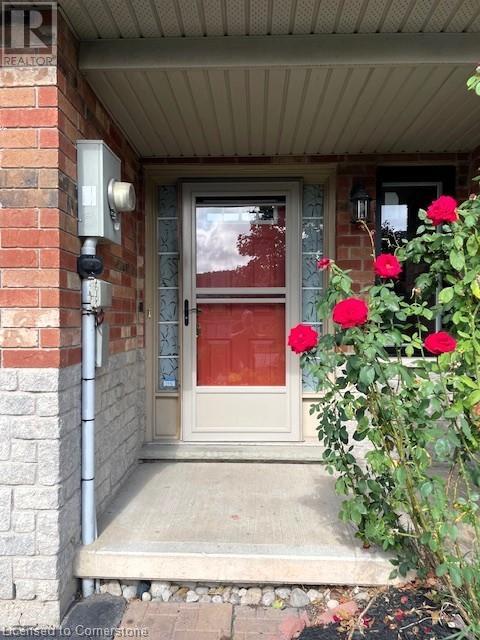 74 Magnolia Crescent, Grimsby, Ontario  L3M 5R4 - Photo 5 - XH4192175