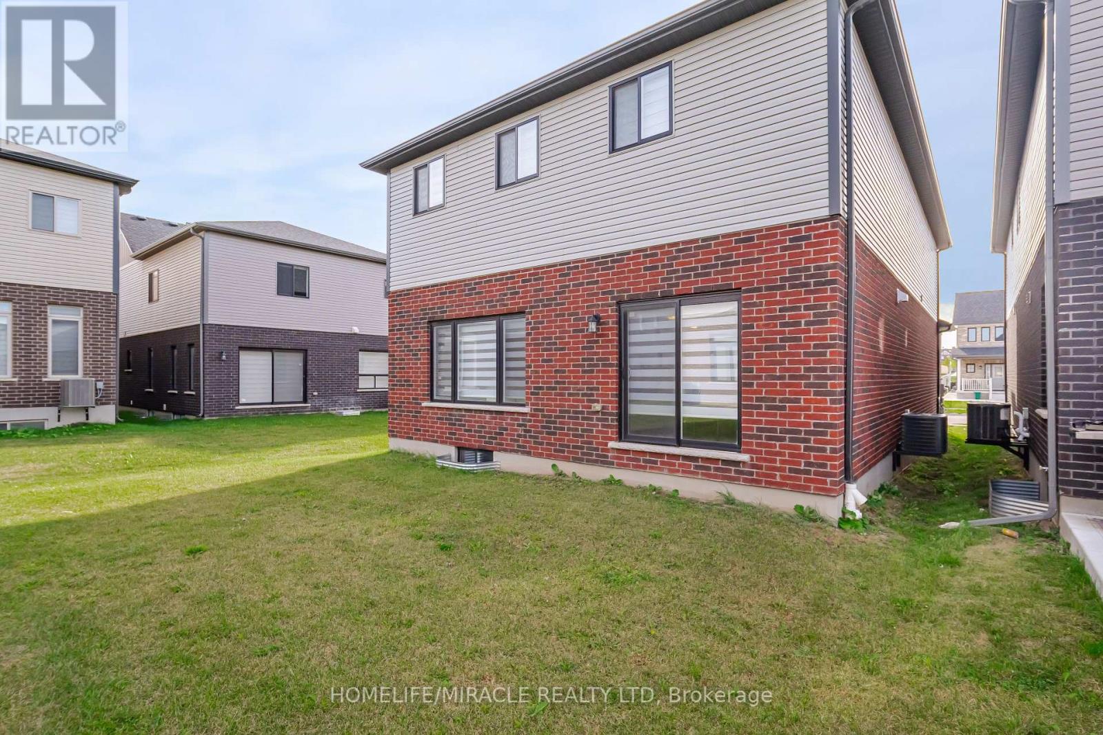 504 Florencedale Crescent, Kitchener, Ontario  N2R 0N3 - Photo 37 - X9371850