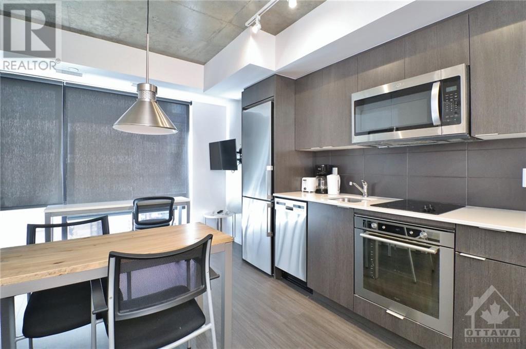 105 CHAMPAGNE AVENUE UNIT#1901 Ottawa