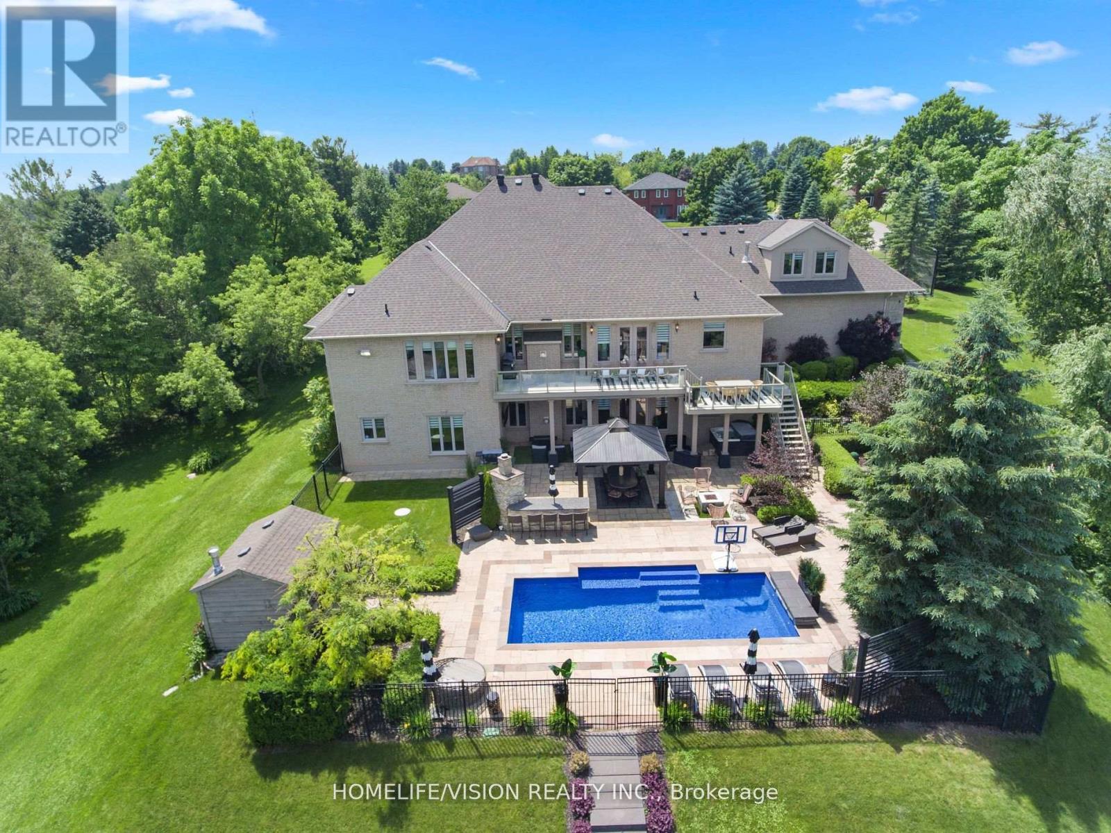 29 Grandview Crescent, Bradford West Gwillimbury, Ontario  L3Z 2A5 - Photo 3 - N9373362